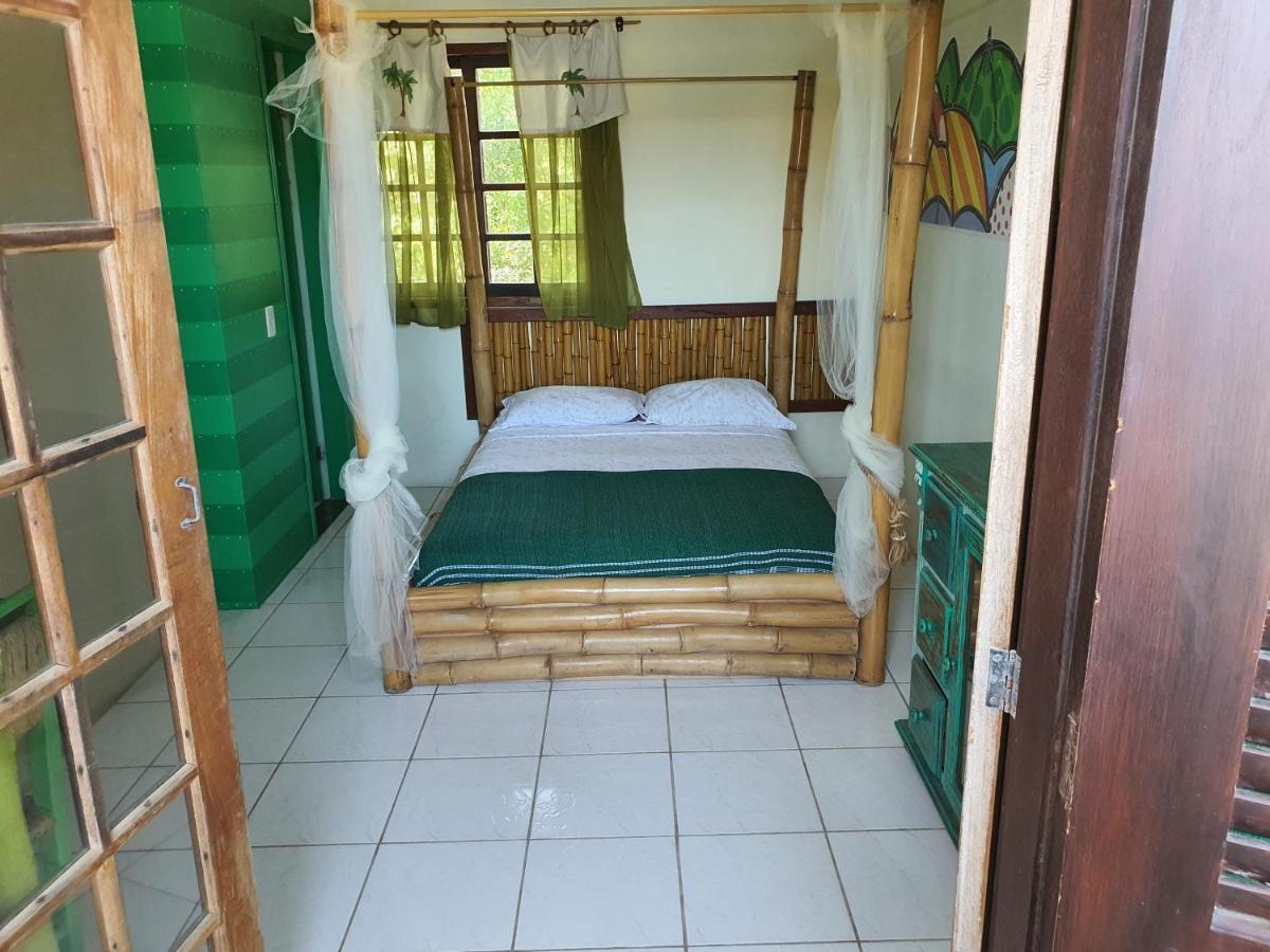 Amarelo Hibisco Hotel Guarda do Embaú Екстериор снимка