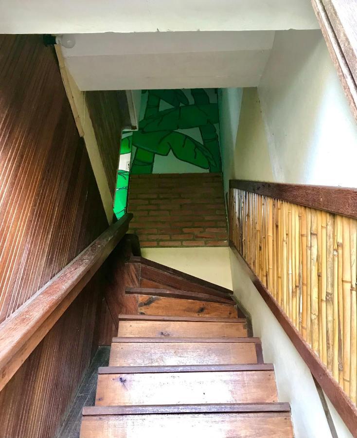 Amarelo Hibisco Hotel Guarda do Embaú Екстериор снимка
