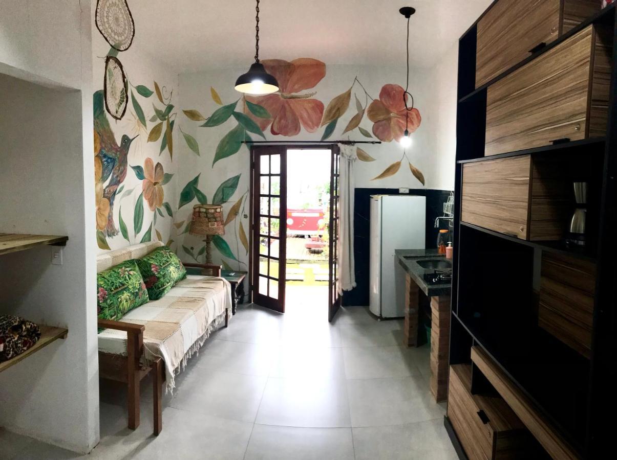 Amarelo Hibisco Hotel Guarda do Embaú Екстериор снимка