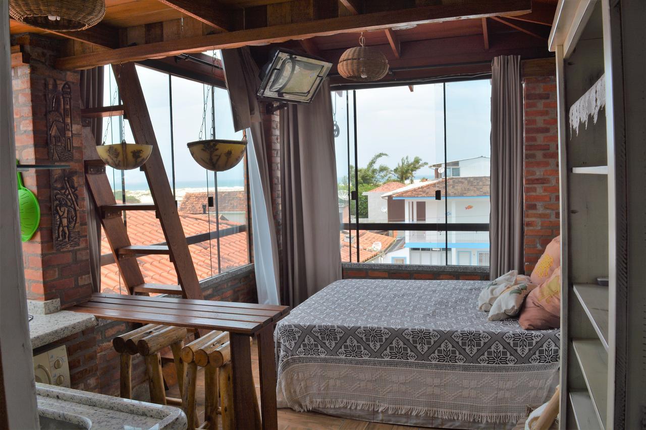 Amarelo Hibisco Hotel Guarda do Embaú Екстериор снимка